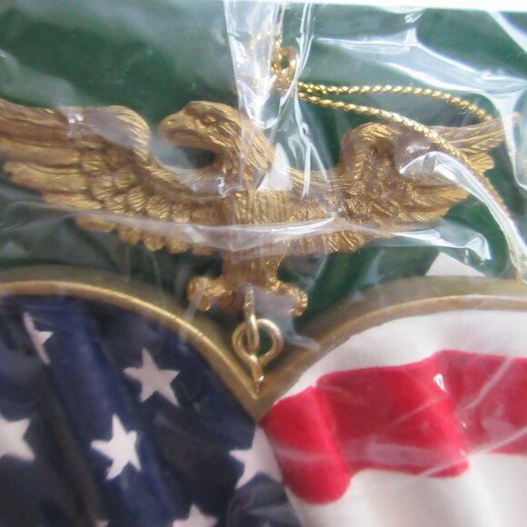 Kurt Alder GOD BLESS AMERICA Christmas Ornament Flag Heart With Eagle NEW - Picture 4 of 8